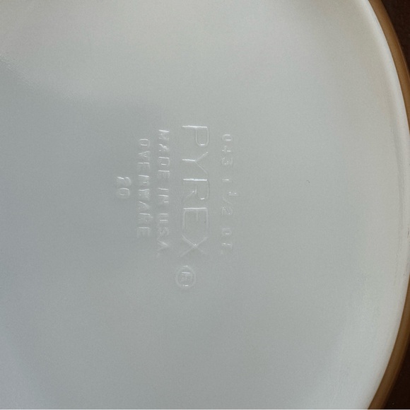 Vintage Pyrex Americana 043 Oval Casserole Dish 1-1/2Qt W/ Lid Brown - Picture 6 of 8